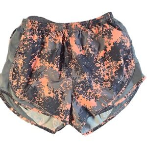 Nike Dri-FIT Tempo Running Shorts Women Med Digital Camo Athletic *no drawstring